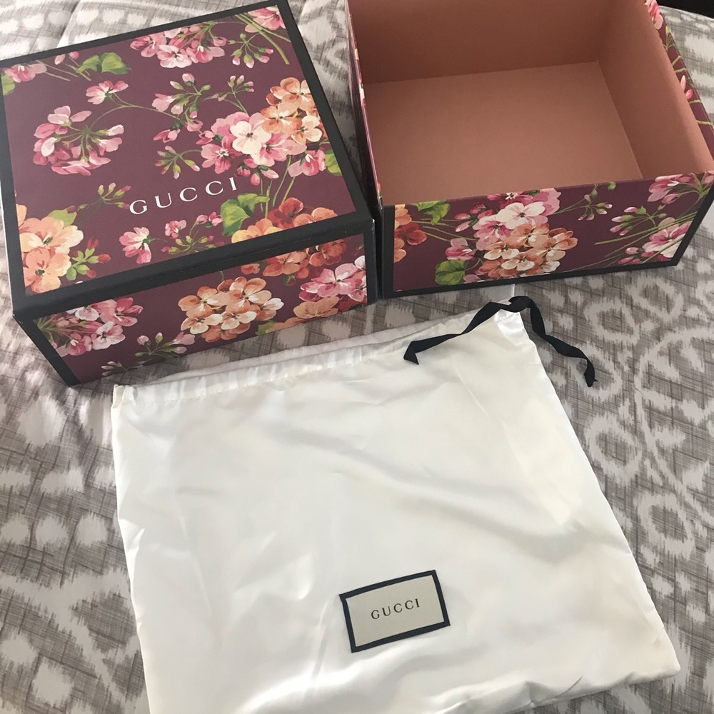 GUCCI 💯 authentic box and GUCCI dust bag